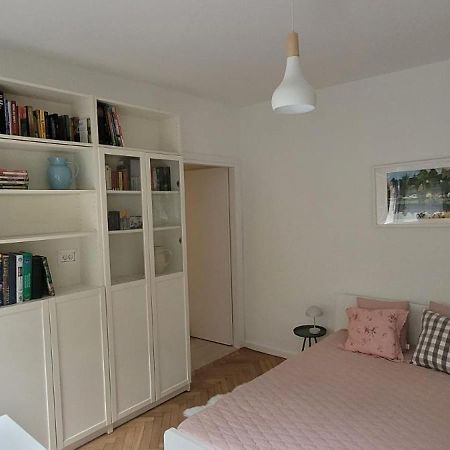 Fitmaison Apartment Ochota Varşovia Exterior foto